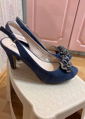 DESA Mavi Süet Kadın TopukluAyakkabı - Görsel 3