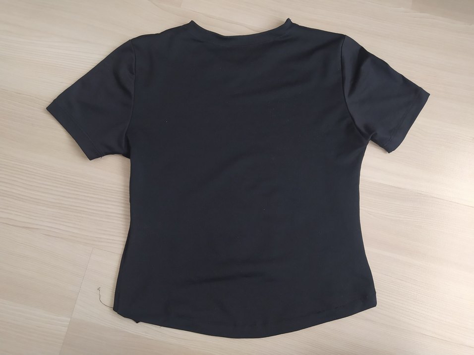 Nike Siyah Kısa Kollu Kadın crop - Görsel 2