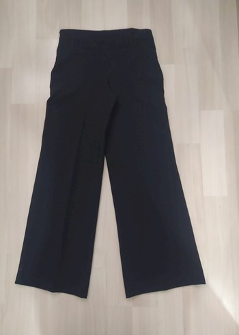 Siyah Kadın Salaş Midi Kumaş Pantolon - Görsel 2