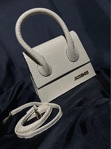 JACQUEMUS KOL ÇANTASI