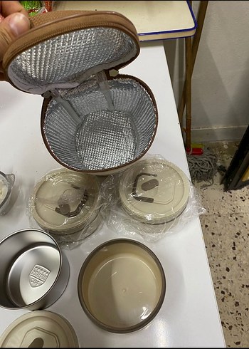 Beyaz Yemek Kabı Seti ve Taşıma Çantası - Görsel 2