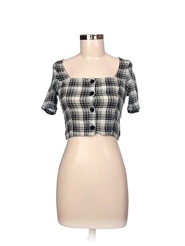 H&M Bluz %70 İndirimli.