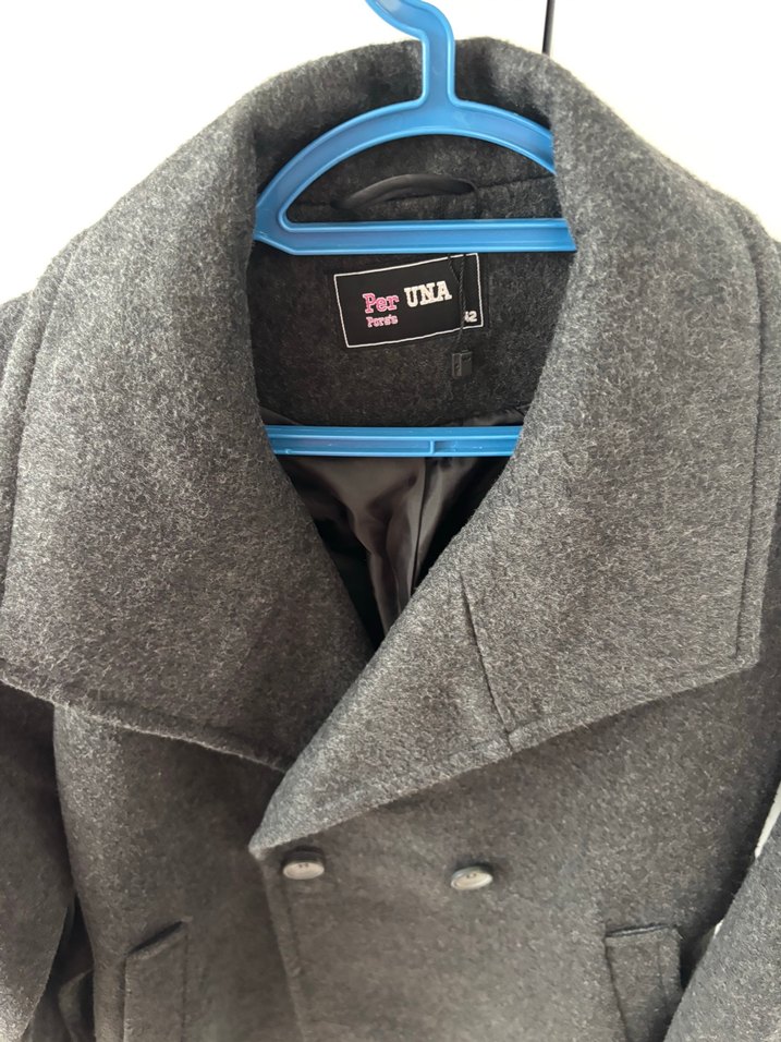 Çift Düğmeli Gri Kaban - Görsel 4