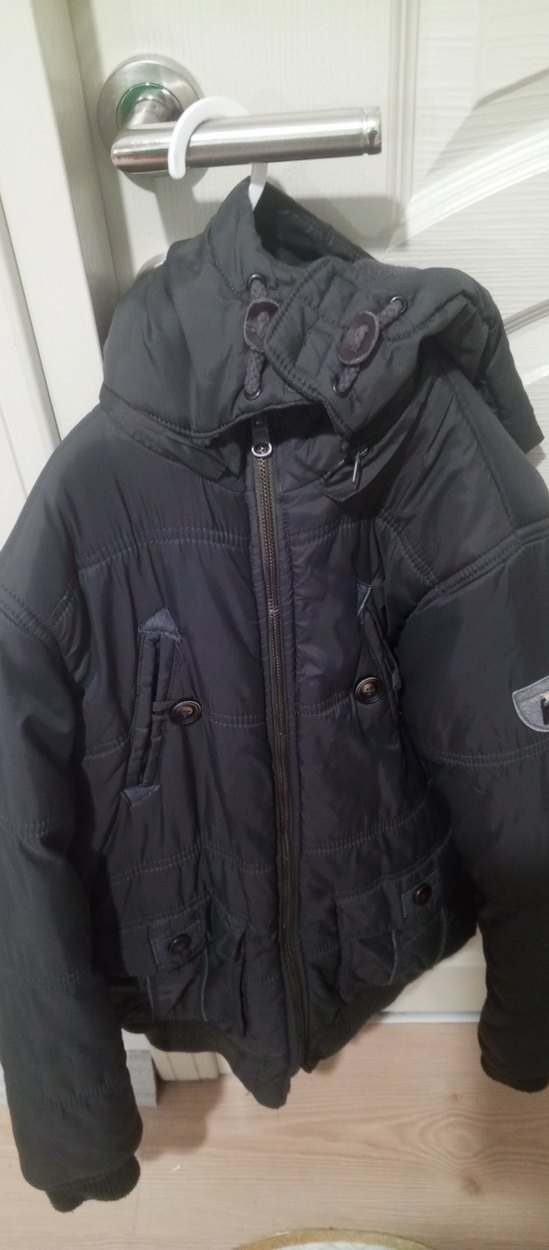 Düğmeli Siyah Erkek Çocuk Kaban - Görsel 2