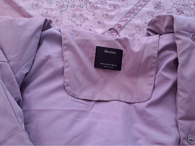 Bershka Montt