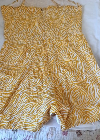 Sarı Zebra Desenli Düğmeli Kolsuz şort tulum - Görsel 3