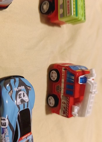 Renkli Mini Oyuncak Arabalar Seti 9 adet - Görsel 4