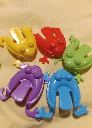 Renkli zıplayan Kurbağa oyuncak 10 adet - Görsel 3