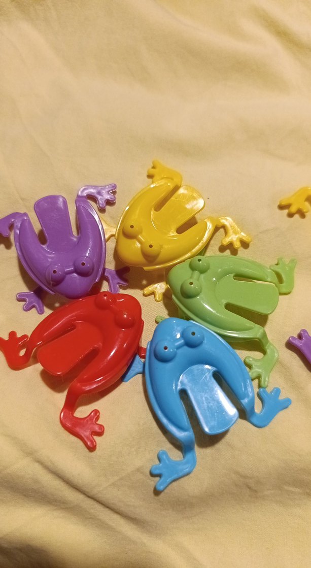 Renkli zıplayan Kurbağa oyuncak 10 adet - Görsel 4