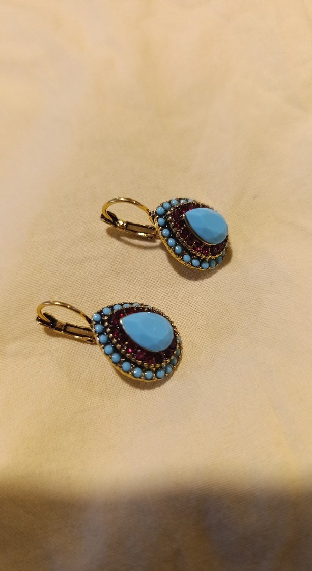 Turkuaz Boncuk İşlemeli Mini Küpe - Görsel 2