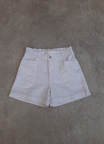 LC Waikiki 8 9 Yaş Kız Çocuk Beyaz Kot Şort