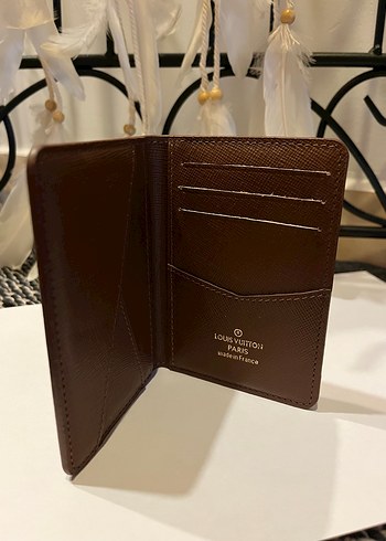 Louis Vuitton Kartlık - Görsel 2