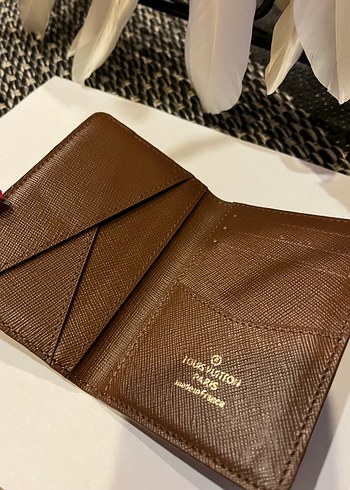 Louis Vuitton Kartlık - Görsel 4