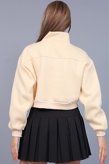 m Beden Crop sweat