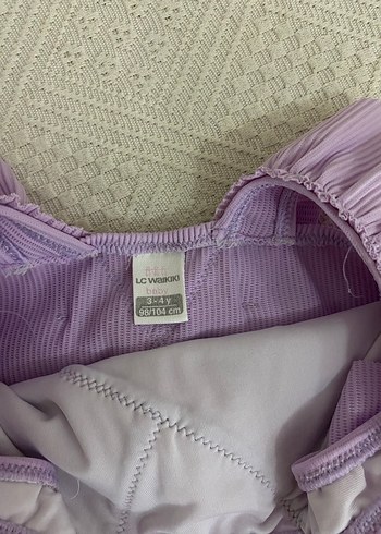 LC Waikiki Kız Çocuk Mor Fırfırlı Mayo