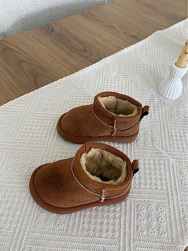 23 Beden kahverengi Renk Bebek ugg