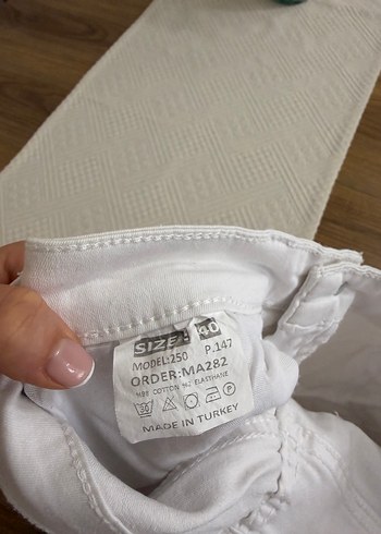 Beyaz Regular Fit Kadın Kot Pantolon - Görsel 4