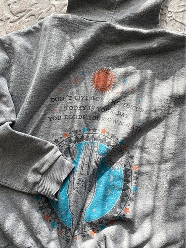 s Beden sweatshirt