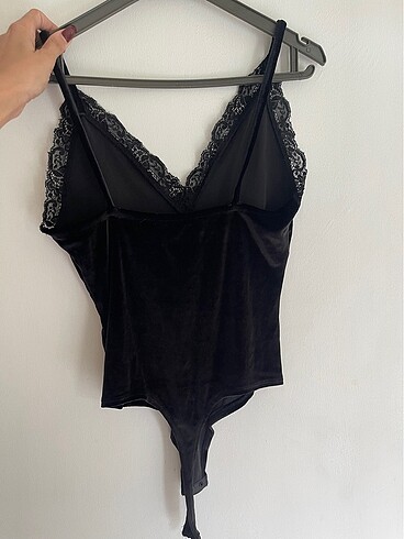 Diğer siyah kadife bodysuit
