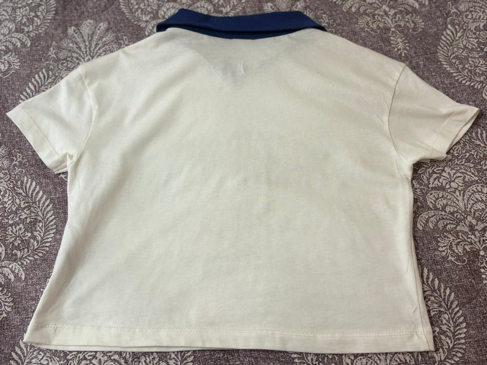 Beyaz Kız V Yaka Baskılı Tişört - Görsel 2