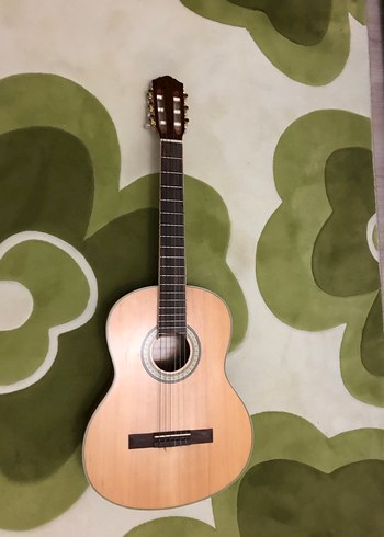 Bej Klasik Gitar