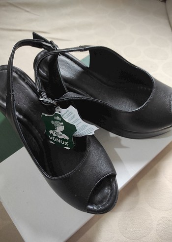 Siyah Kadın Dolgu Topuklu - Görsel 2