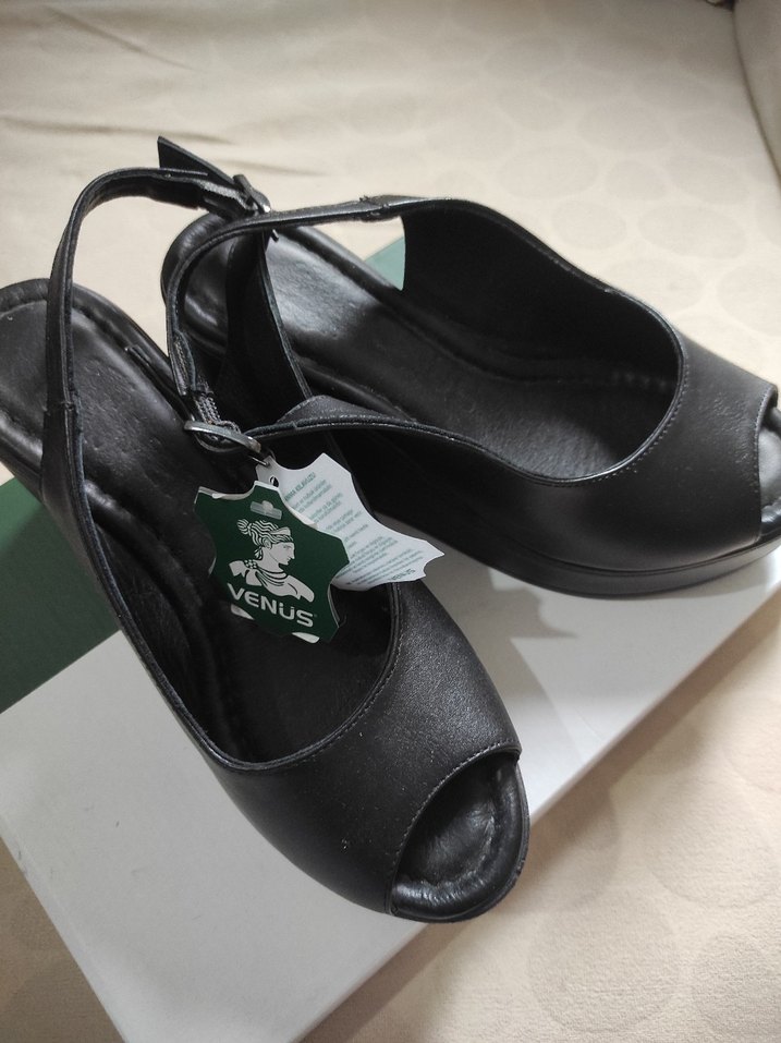 Siyah Kadın Dolgu Topuklu - Görsel 2