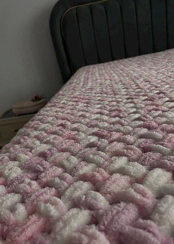 Pembe batik desenli yatak örtüsü - Görsel 2