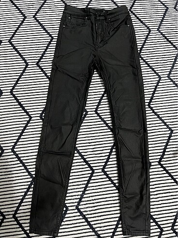 36 Beden Stradivarius mumlu pantolon