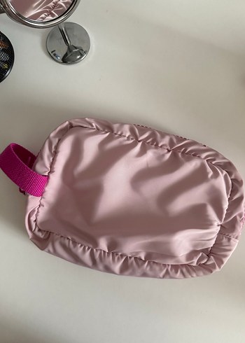 Pembe Kadın Makyaj Çantası
