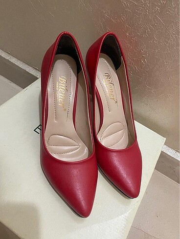 Diğer Kadın kırmızı Stiletto ayakkabı