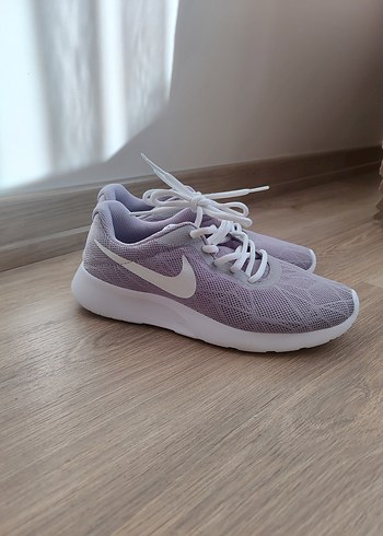 Nike 36,5