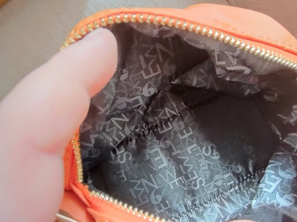 Zincir Detaylı Turuncu Çapraz Çanta - Görsel 4