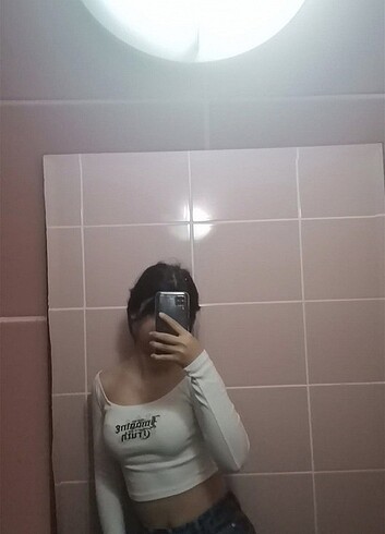 Beyaz açık yaka bluz