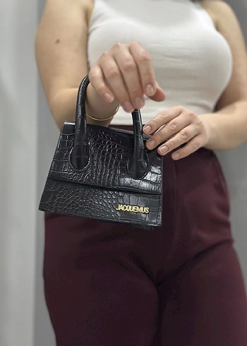 Kemer Detaylı Siyah Yılan Derisi Desenli El Çantası - Görsel 2