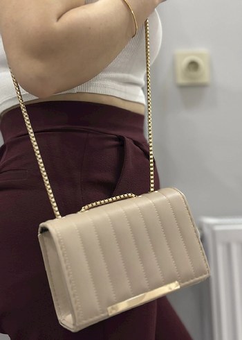 Bej Zincir Detaylı Kadın Deri Çanta - Görsel 2