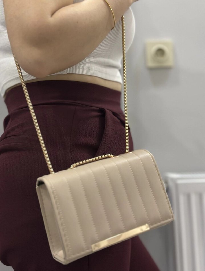 Bej Zincir Detaylı Kadın Deri Çanta - Görsel 2