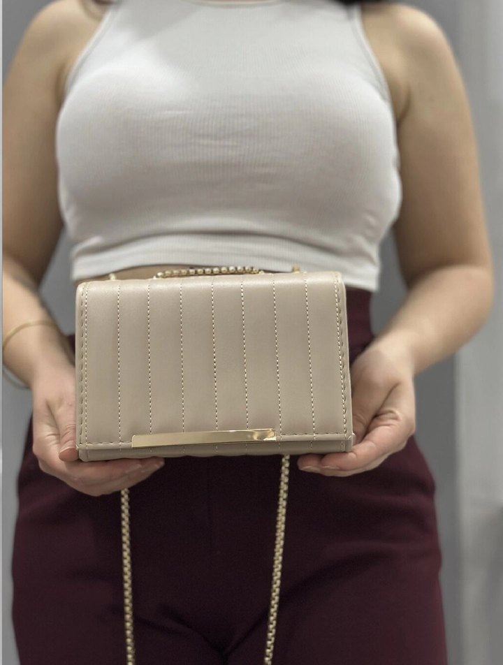 Bej Zincir Detaylı Kadın Deri Çanta - Görsel 3