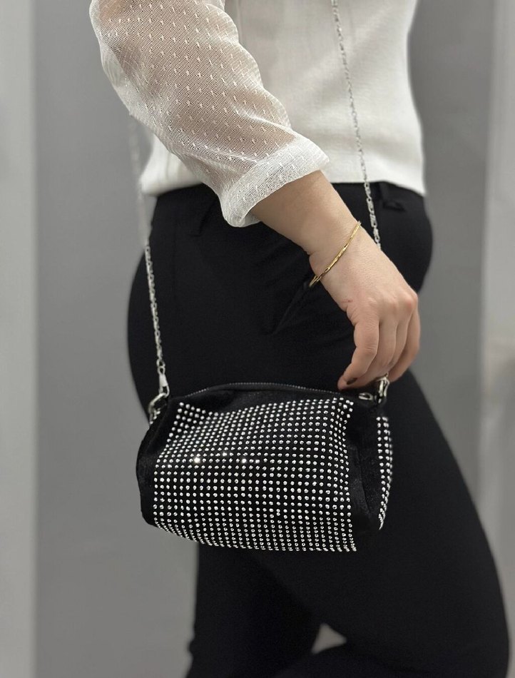 Parlak Siyah Puantiyeli Kadın Çanta - Görsel 3