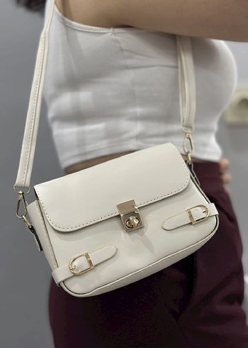Beyaz Deri Tokalı Kadın Çanta - Görsel 2