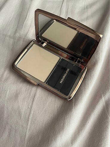 Hourglass Hourglass Vanish Airbrush Pressed Powder