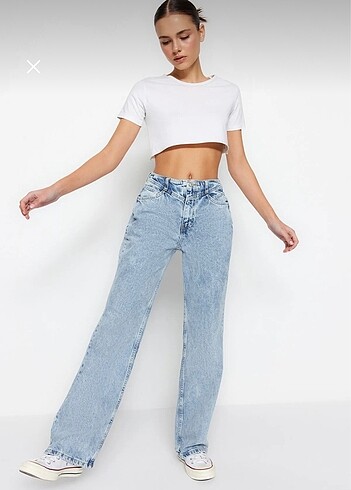 Bel Detaylı Wide Leg Jean