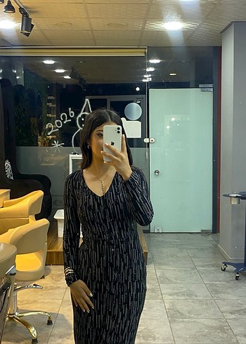 Siyah Uzun Kollu V Yaka Elbise - Görsel 3