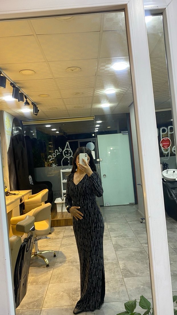 Siyah Uzun Kollu V Yaka Elbise - Görsel 4