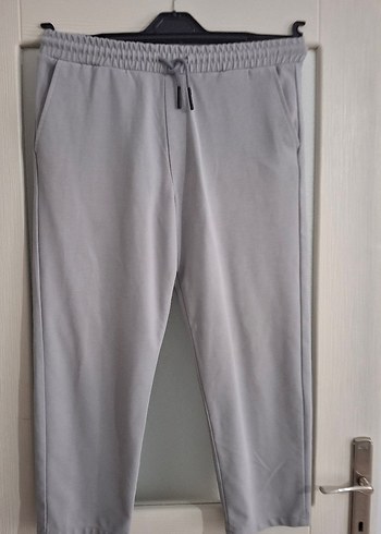 Gri Erkek Rahat Kesim Midi Kumaş Pantolon - Görsel 2