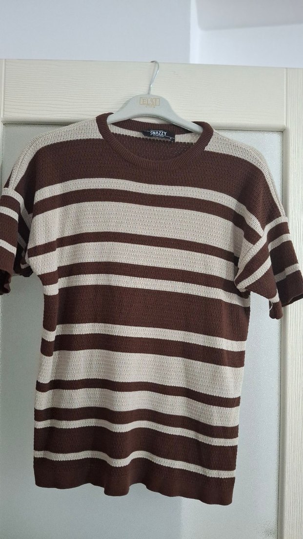Kahverengi Çizgili Kısa Kollu Triko Kazak - Görsel 4