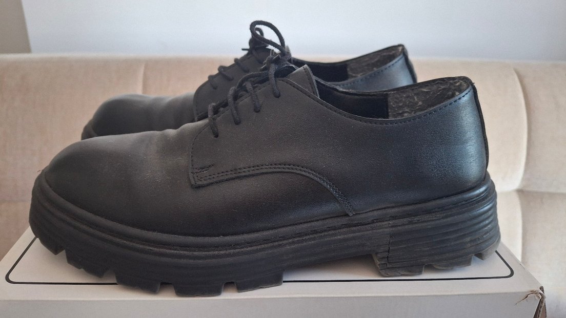 Siyah Kadın Klasik Bağcıklı Blok Topuk Ayakkabı - Görsel 5