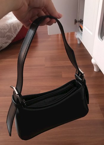 Siyah Deri Tokalı Kadın Çantası - Görsel 5