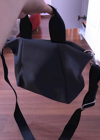 Kilitli Gri Kadın Omuz Çantası - Görsel 3