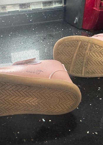 Benetton okul ayakkabısı - Görsel 5